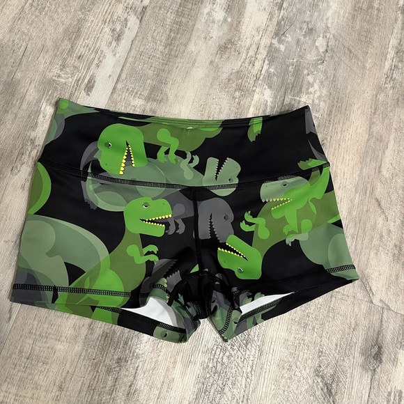 Feed Me Fight Me “T-Rex” limited edition short ❤️😊❤️😊 - Picture 1 of 5